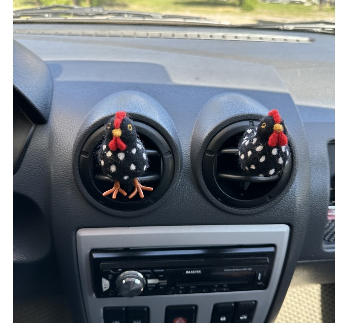 Polka dot black chicken air vent clip