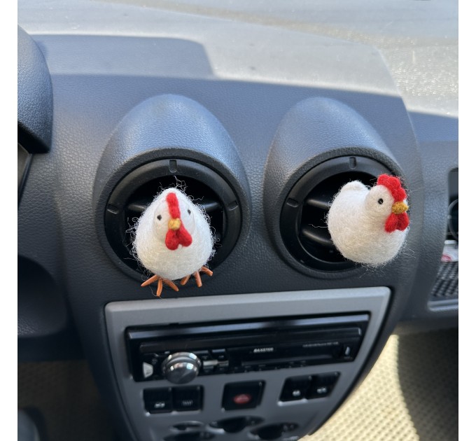 White chicken air vent clip