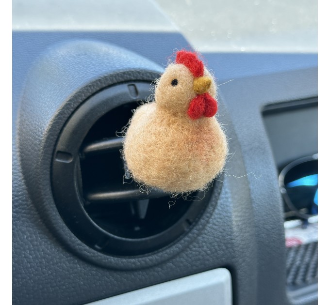 Brown chicken air vent clip