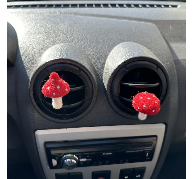 Amanita mushrooms air vent clip