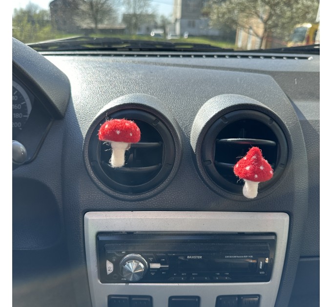 Amanita mushrooms air vent clip